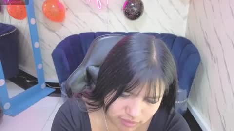 Live 800am 200pm COLOMBIAN HOUR online show from October 20, 1:03 pm