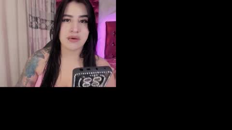 paulinabelen21 online show from October 28, 4:07 am