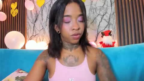 Pauline online show from November 28, 2:25 am