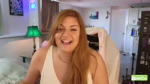   online show from November 8, 6:24 pm