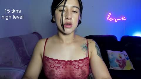 S online show from March 2, 9:19 pm