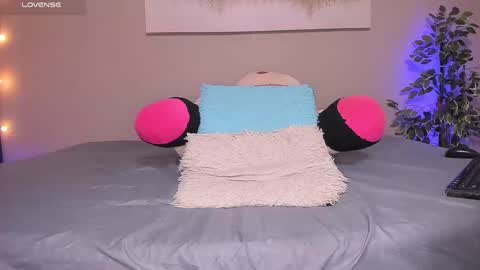 Briana online show from February 13, 2:19 pm