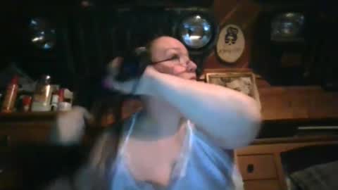 peachtree197 online show from March 7, 1:09 am