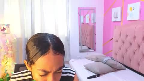 peneelopeecute online show from January 9, 7:07 pm