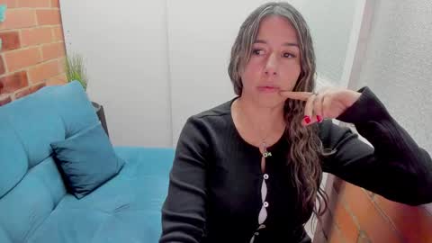 Penelope online show from January 13, 7:29 pm