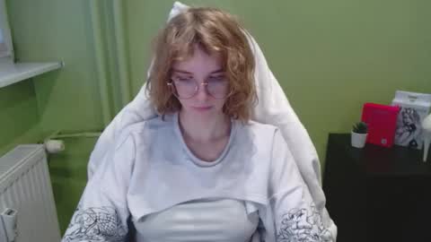 Penny online show from December 4, 8:16 am