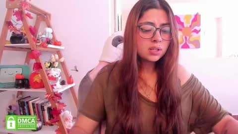 Sarah Ana Banana online show from November 7, 7:08 pm