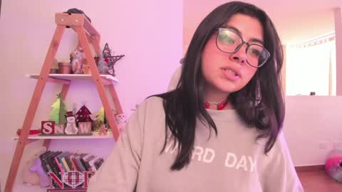 Sarah Ana Banana online show from December 29, 10:25 pm