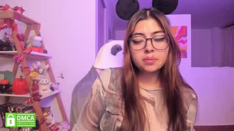 Sarah Ana Banana online show from September 30, 2:39 am