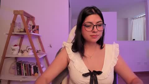 Sarah Ana Banana online show from February 3, 10:43 pm