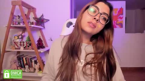 Sarah Ana Banana online show from November 26, 12:00 am