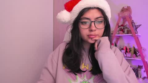 Sarah Ana Banana online show from December 23, 11:04 am