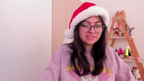 Sarah Ana Banana online show from December 22, 12:49 pm