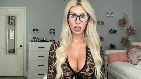 chainey online show from March 11, 12:15 am