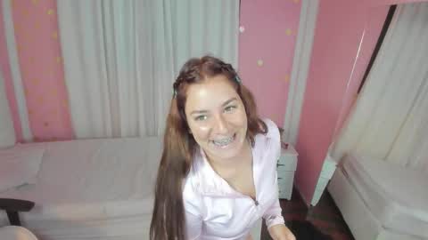 Marie online show from November 9, 9:27 am