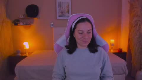 Marie online show from April 16, 11:54 am