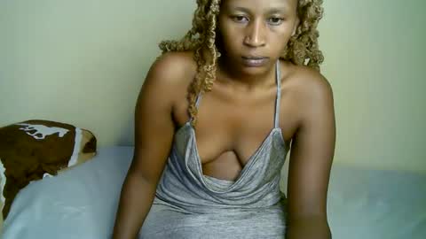 peru_queen online show from April 13, 9:54 am