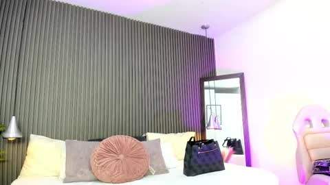 Lizza online show from October 25, 11:29 am