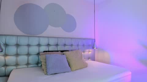 Lizza online show from February 8, 12:06 pm