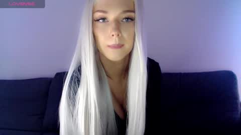 Snapshot of pervyblonde chatting on February 3, 12:47 pm Isabella online show from February 3, 12:47 pm