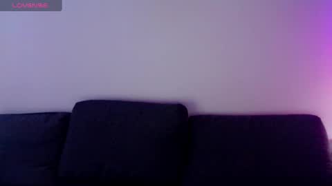 Snapshot of pervyblonde chatting on January 30, 1:20 pm Isabella online show from January 30, 1:20 pm
