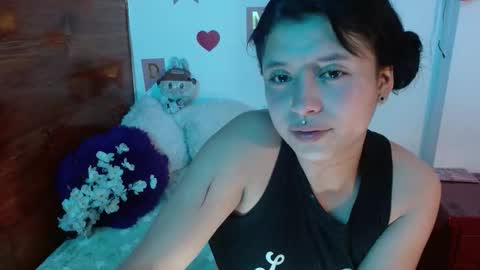 petite online show from December 1, 1:31 am