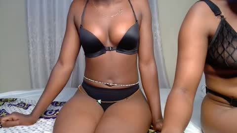 Moon online show from February 1, 8:29 pm