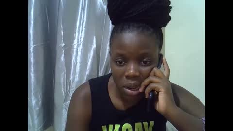 petite_melan online show from December 5, 5:14 pm