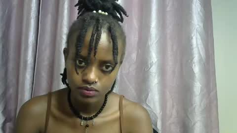 petite_star2 online show from November 29, 9:13 am