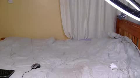 Kitty online show from April 3, 4:16 pm