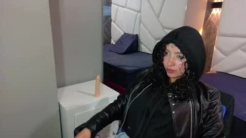 Moon  online show from November 9, 12:45 pm