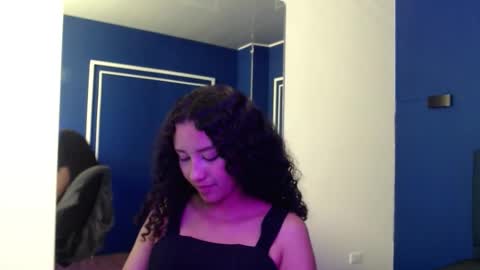 Moon  online show from November 24, 7:27 pm