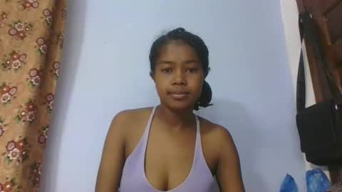 phania185885 online show from April 12, 7:55 am