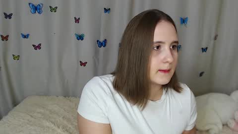 Snapshot of phantommira chatting on February 6, 8:45 pm phantommira online show from February 6, 8:45 pm