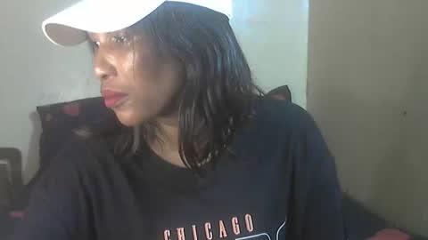 phoenixcandy online show from December 15, 9:09 pm