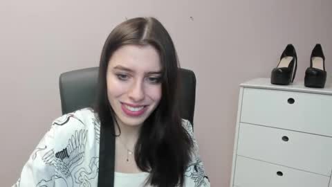 P I A online show from November 29, 7:56 am