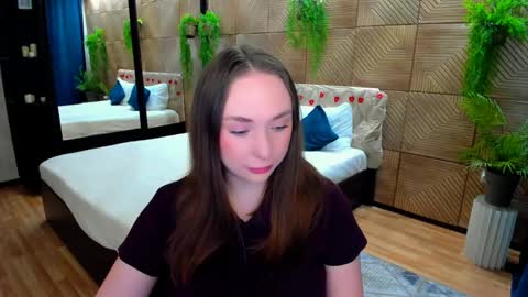 Emelie online show from April 13, 10:05 am