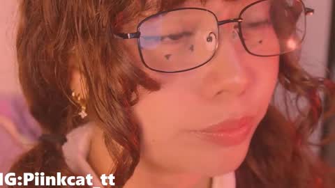 Snapshot of piinkcat chatting on September 22, 4:00 am Emi online show from September 22, 4:00 am