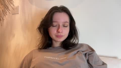 Trisha     online show from December 25, 5:26 pm