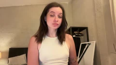 Trisha     online show from March 7, 12:01 pm