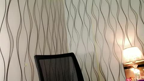 lucyLove online show from December 22, 5:54 am