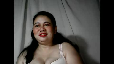 pinaymama12345 online show from October 24, 11:23 pm