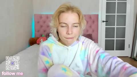 pink_lila18 online show from October 7, 8:52 am