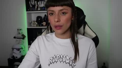 Emily online show from July 31, 5:36 pm