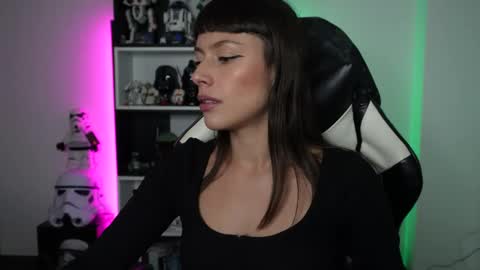 Emily online show from April 21, 3:02 am