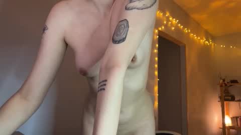 pinkdollylovv online show from November 20, 9:27 pm