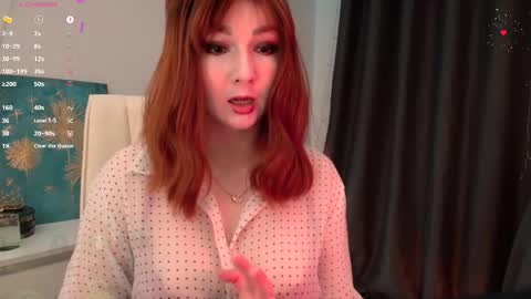 Perlita online show from December 1, 6:32 pm