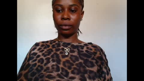 pinkxsugar online show from May 5, 2:09 pm