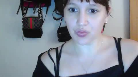 Nicky online show from April 17, 7:43 am