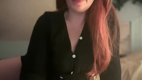 pirdybirdyxo online show from October 8, 12:15 am